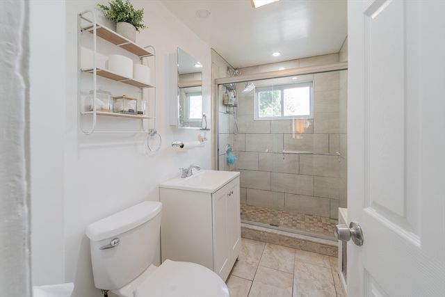68 Cook Ave, Chelsea, MA 02150