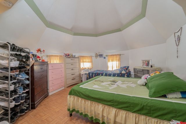 68 Cook Ave, Chelsea, MA 02150