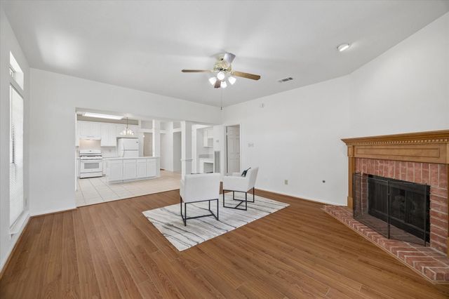 88 Laughing Brook Court, Spring, TX 77380