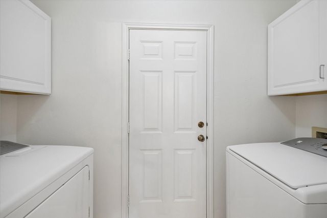 88 Laughing Brook Court, Spring, TX 77380