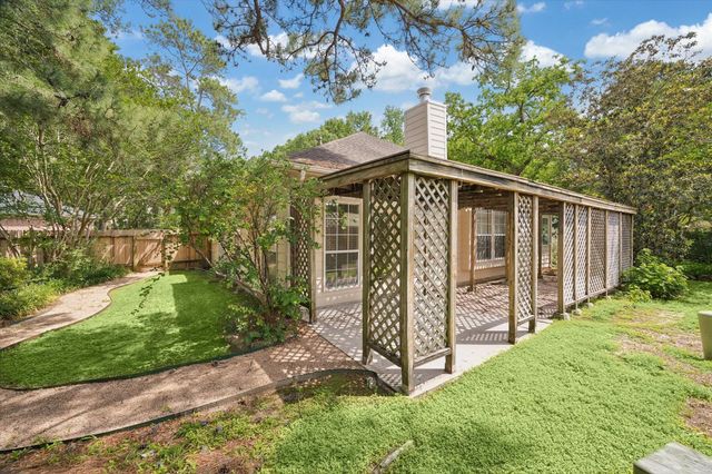 88 Laughing Brook Court, Spring, TX 77380