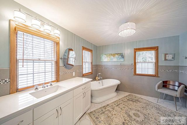 2840 Westmoreland Drive, Idaho Falls, ID 83402