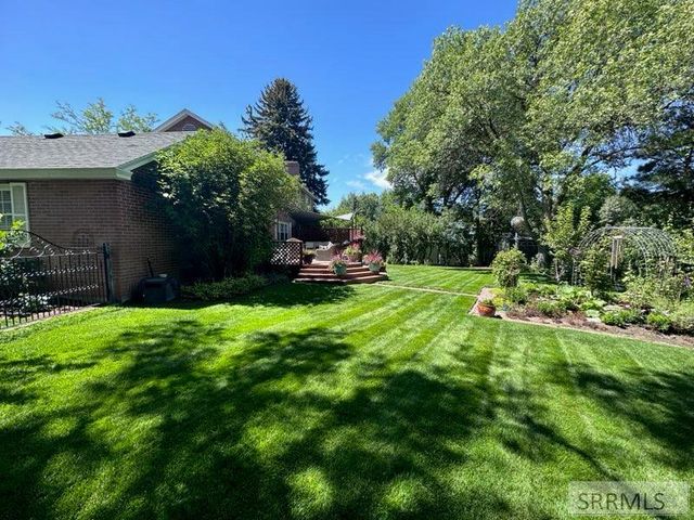 2840 Westmoreland Drive, Idaho Falls, ID 83402