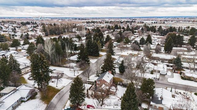 2840 Westmoreland Drive, Idaho Falls, ID 83402