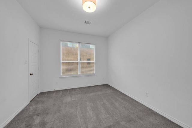 2825 Stanley Avenue, Fort Worth, TX 76110