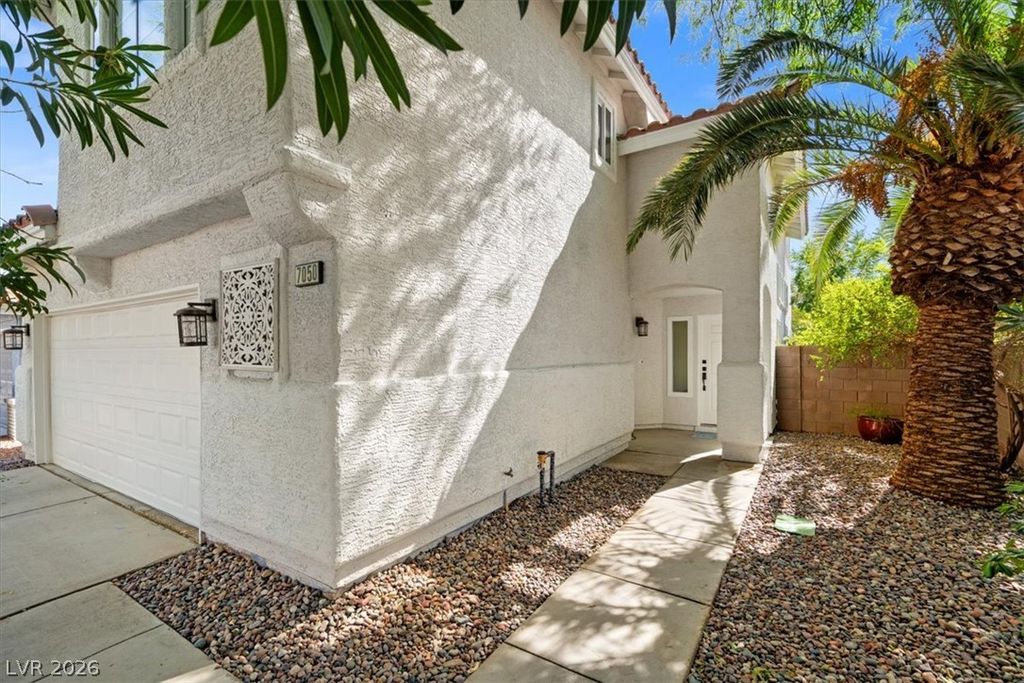 7050 Wine River Drive, Las Vegas, NV 89119 — photo 3