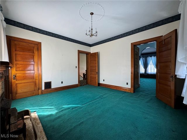 136 E Walnut Street, Barnesville, OH 43713