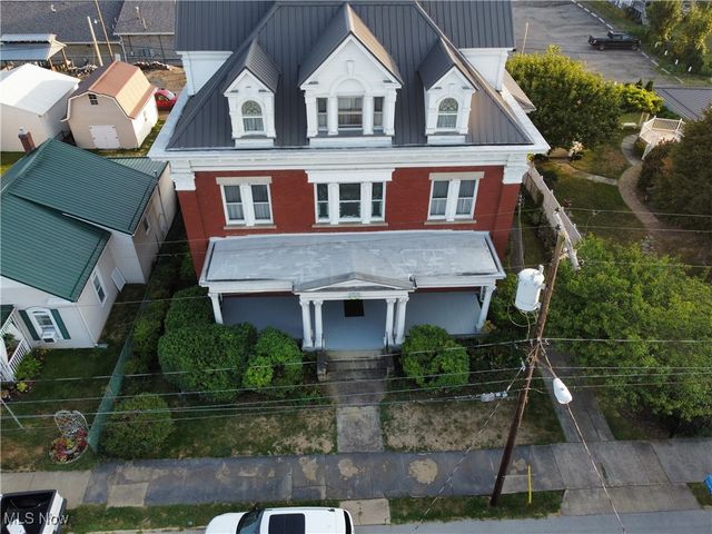 136 E Walnut Street, Barnesville, OH 43713