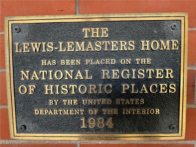 136 E Walnut Street, Barnesville, OH 43713