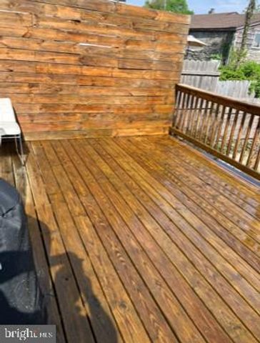 225 WENDOVER ST, Philadelphia, PA 19128