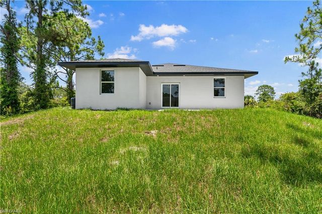 3317 36th ST W, Lehigh Acres, FL 33971