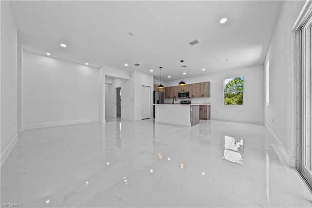 3317 36th ST W, Lehigh Acres, FL 33971