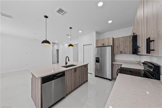 3317 36th ST W, Lehigh Acres, FL 33971