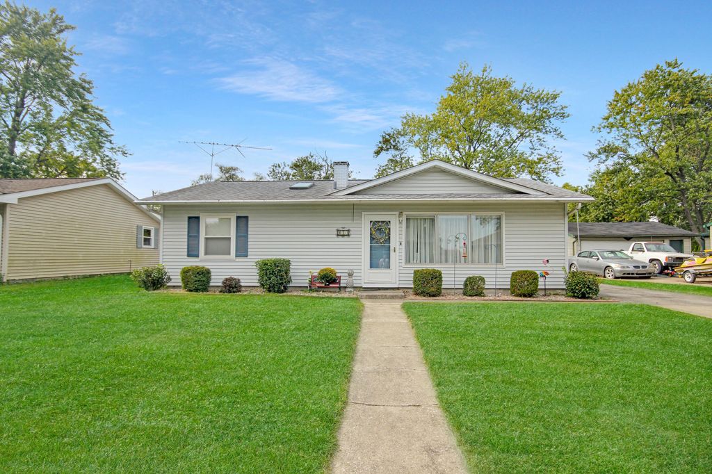 403 N Prairie Street, Crown Point, IN 46307