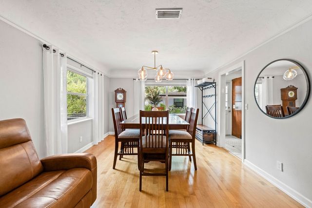 877 22nd Place, Vero Beach, FL 32960