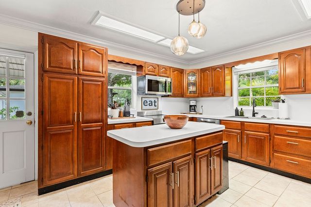 877 22nd Place, Vero Beach, FL 32960