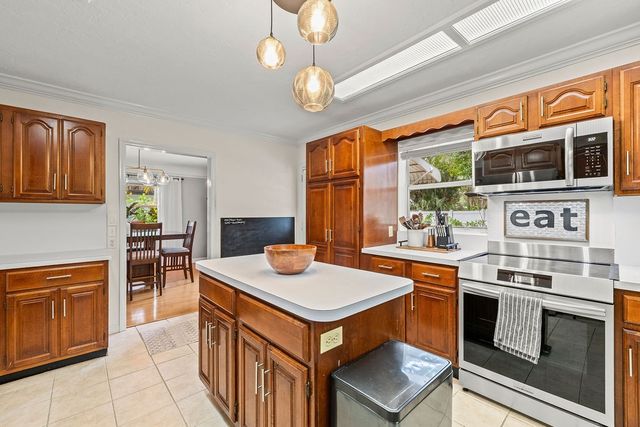 877 22nd Place, Vero Beach, FL 32960