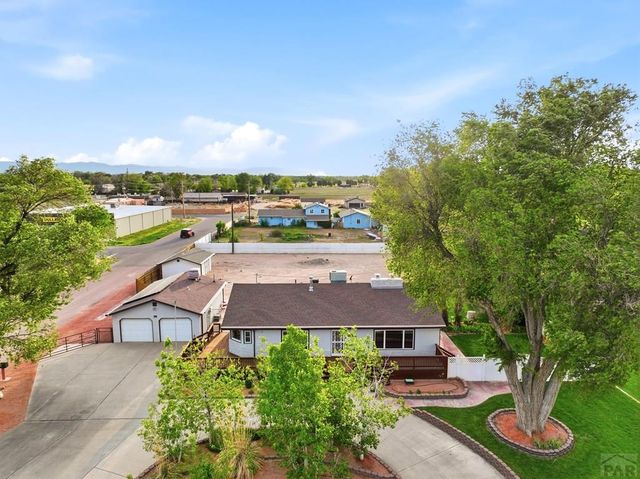 1069 Meadow Lane, Pueblo, CO 81006