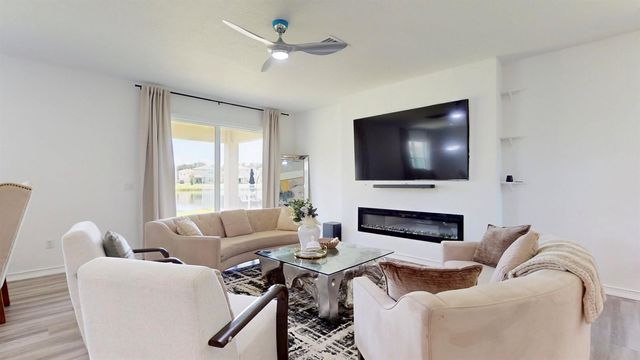 1992 NW Cataluna Circle, Port St. Lucie, FL 34986