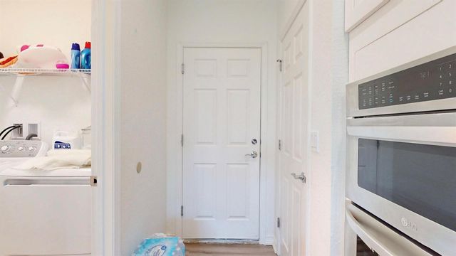 1992 NW Cataluna Circle, Port St. Lucie, FL 34986