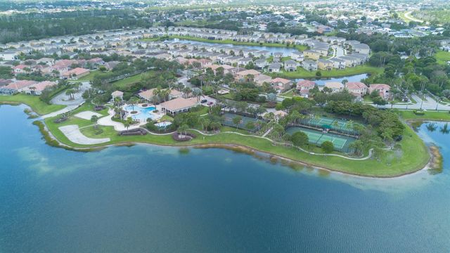 1992 NW Cataluna Circle, Port St. Lucie, FL 34986