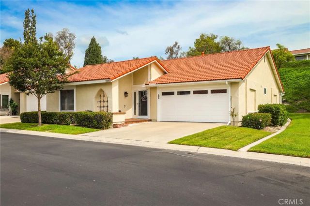28275 Zurburan, Mission Viejo, CA 92692
