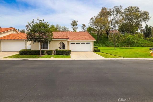 28275 Zurburan, Mission Viejo, CA 92692