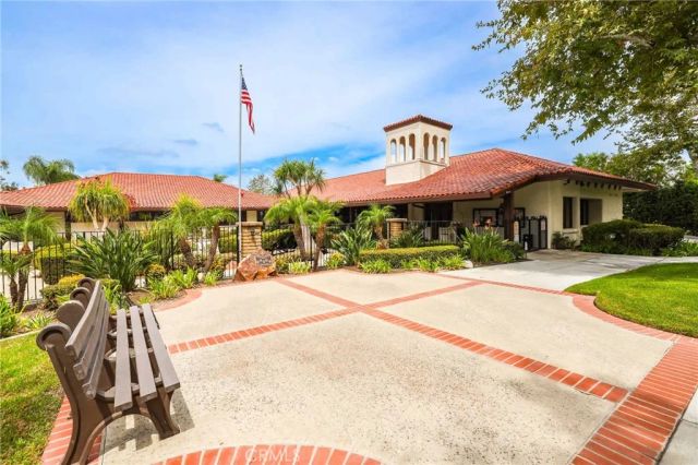 28275 Zurburan, Mission Viejo, CA 92692