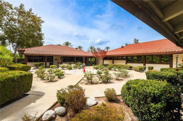 28275 Zurburan, Mission Viejo, CA 92692