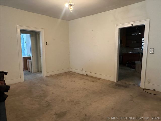 814 S Severs Street, Okmulgee, OK 74447