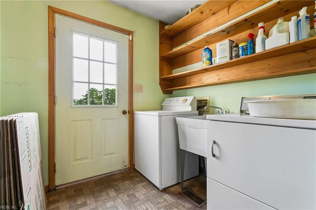 719 Poquoson AVE, Poquoson, VA 23662
