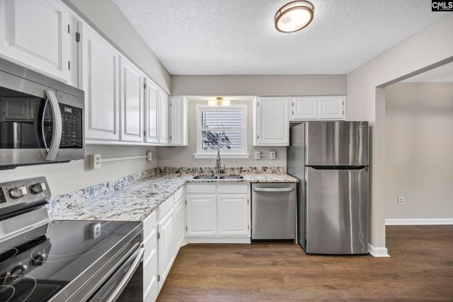 121 Edgewater, West Columbia, SC 29169