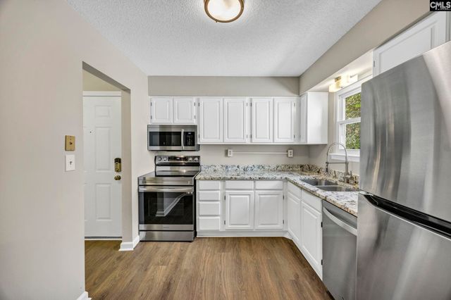 121 Edgewater, West Columbia, SC 29169