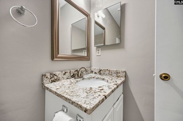 121 Edgewater, West Columbia, SC 29169