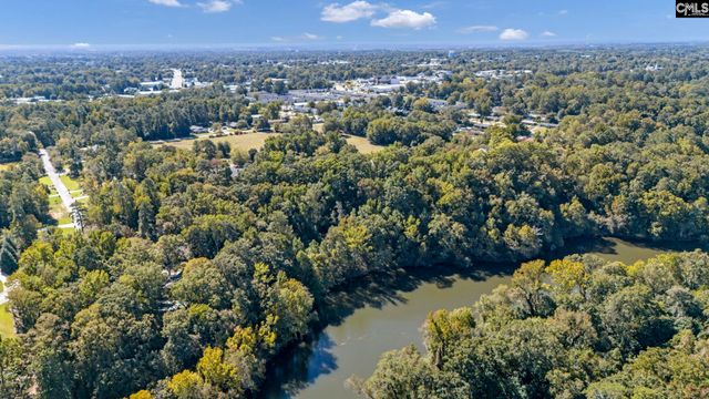 121 Edgewater, West Columbia, SC 29169