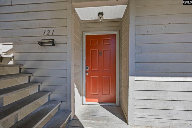 121 Edgewater, West Columbia, SC 29169