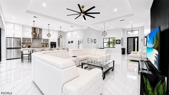 3611 Gulfstream PKWY, Cape Coral, FL 33993