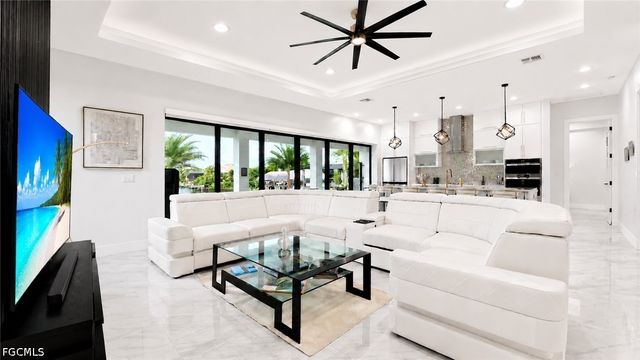 3611 Gulfstream PKWY, Cape Coral, FL 33993