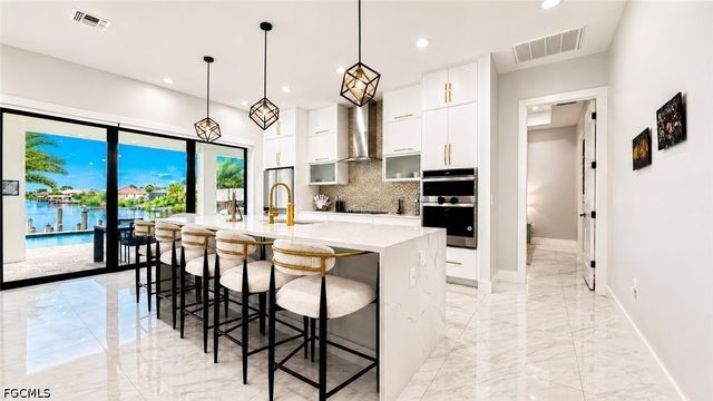 3611 Gulfstream PKWY, Cape Coral, FL 33993