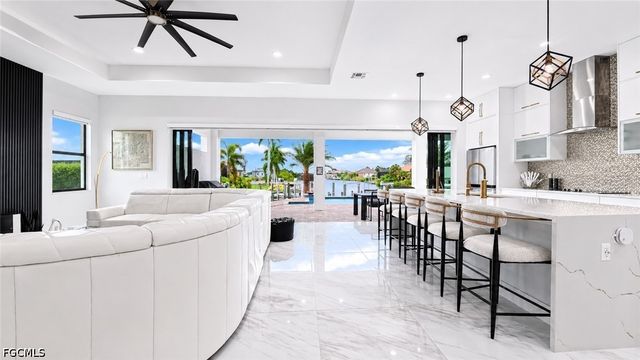 3611 Gulfstream PKWY, Cape Coral, FL 33993
