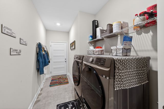 246 Cloverbrook Way, Gallatin, TN 37066