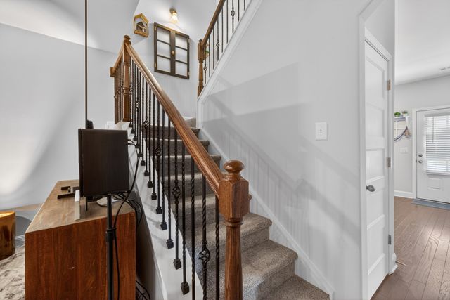 246 Cloverbrook Way, Gallatin, TN 37066