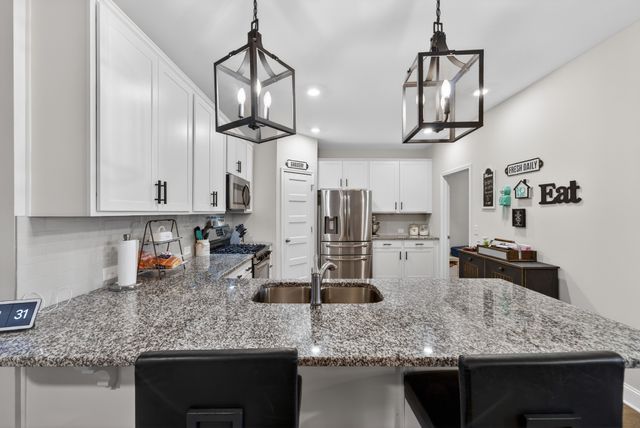 246 Cloverbrook Way, Gallatin, TN 37066