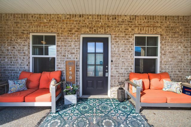 246 Cloverbrook Way, Gallatin, TN 37066