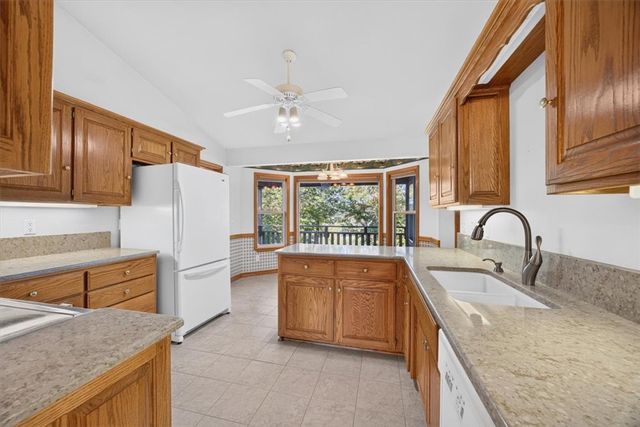 40 Farnham Drive, Bella Vista, AR 72714