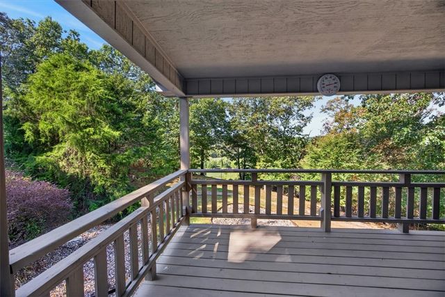 40 Farnham Drive, Bella Vista, AR 72714
