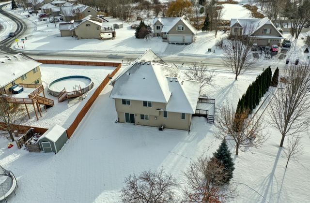 6176 Goodview Trail N, Hugo, MN 55038