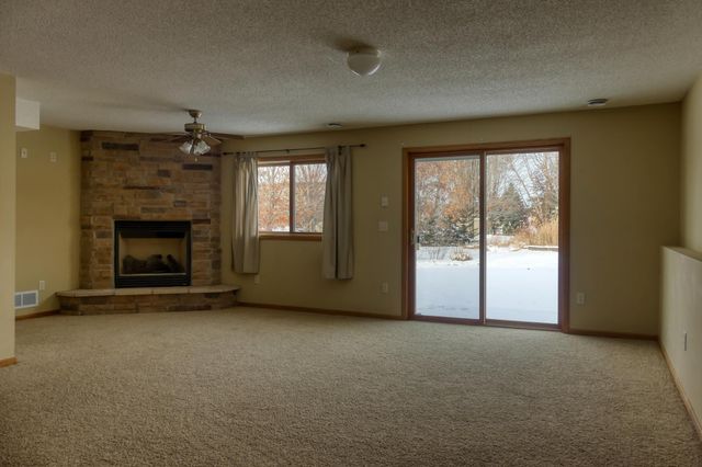 6176 Goodview Trail N, Hugo, MN 55038