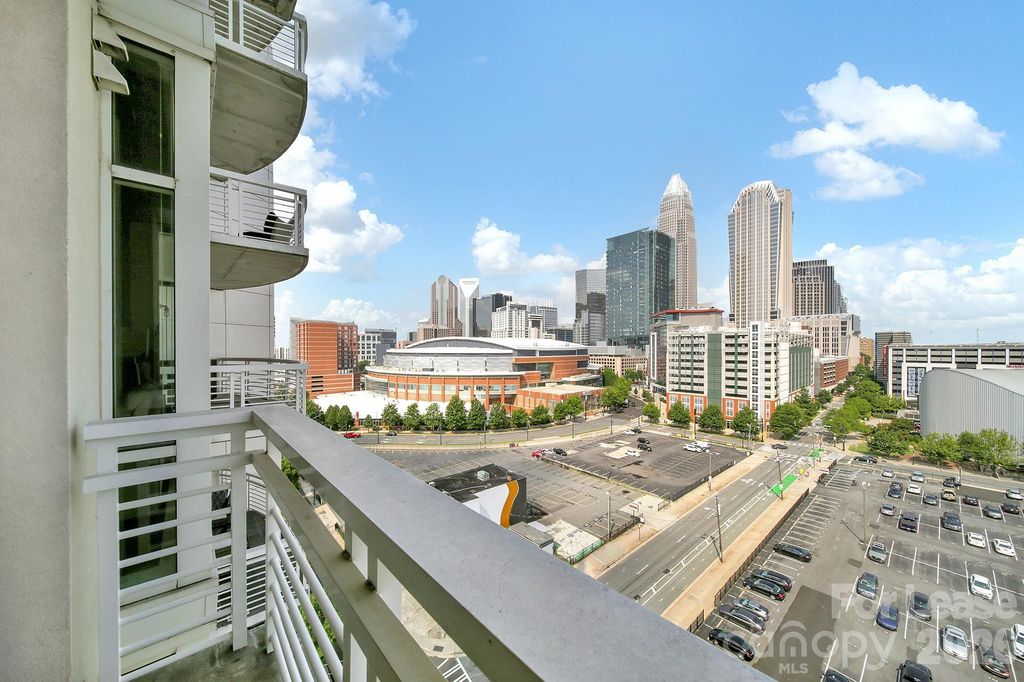 505 E 6th Street 1202, Charlotte, NC 28202