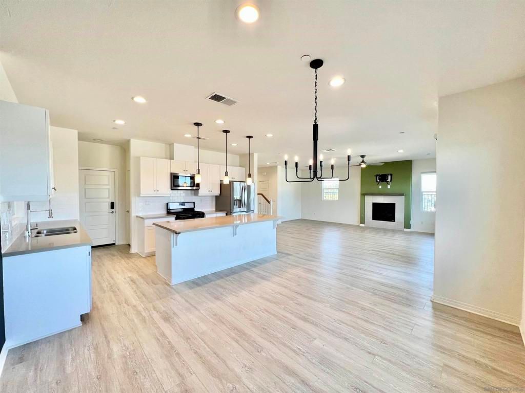 7260 Wembley, San Diego, CA 92120 — photo 2
